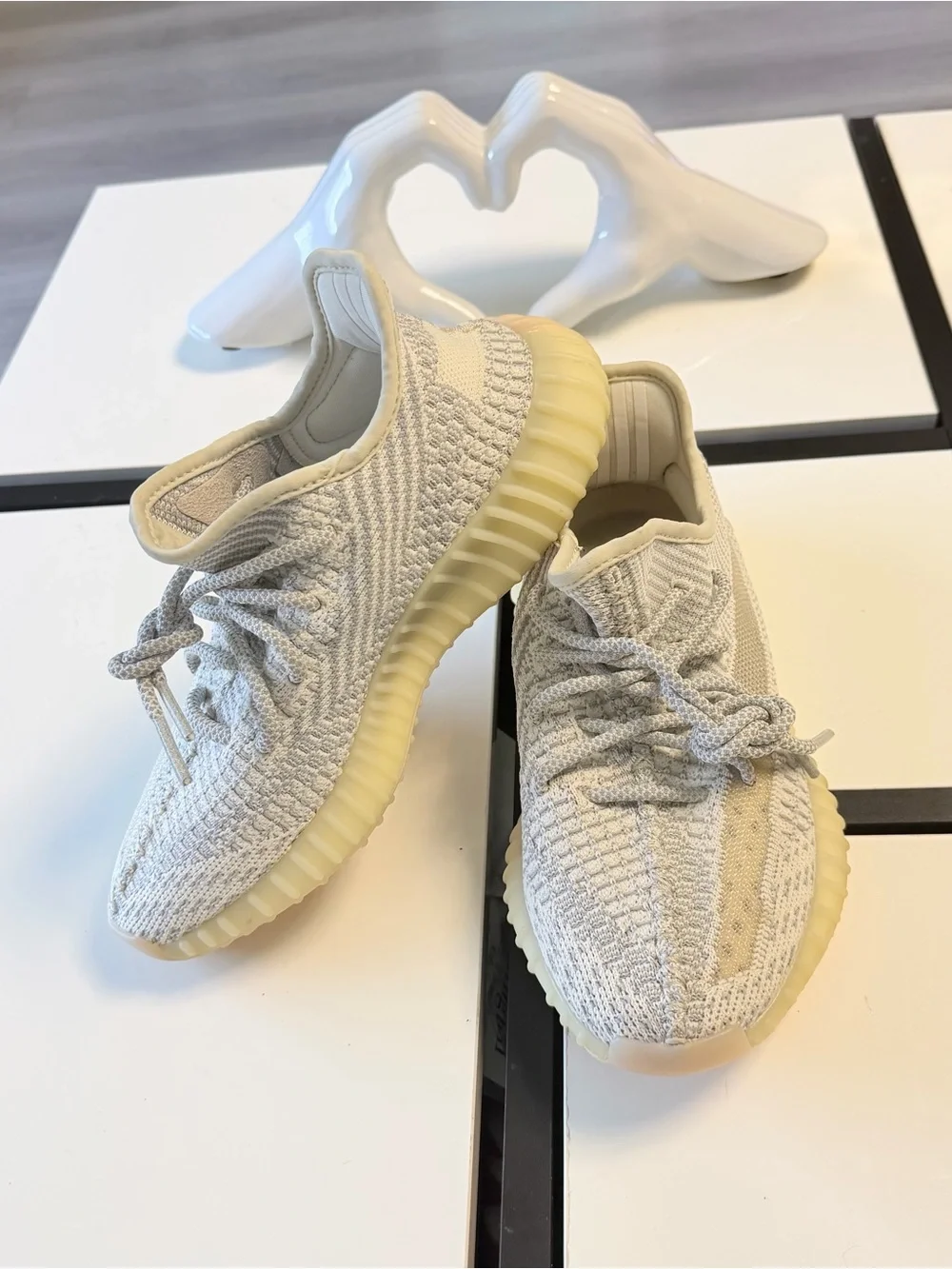 Yeezy Boost 350 V2 'Lundmark' • Size 4.5M / 5.5W • Excellent • No Box